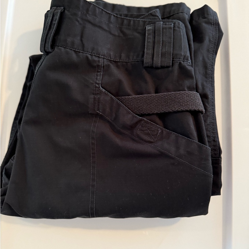 5.11 Tactical Women’s black Cargo Pants. Size 14L EUC - Picture 9 of 10